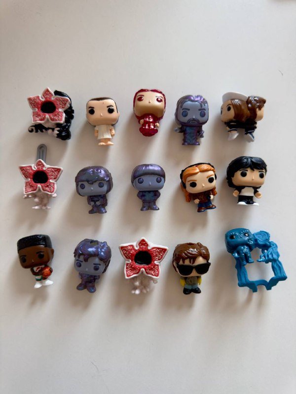 Фигурки Очень странные дела и Стич