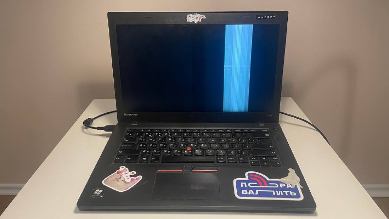 Стол, Лампа, Штатив, Ноутбук, Powerbank, Жесткий диск, Вентилятор, TV приставка, Зубная щетка, Яндекс станция 4