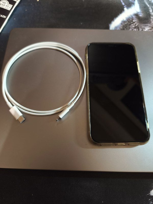 iPhone 13 Pro, iPhone 11 3