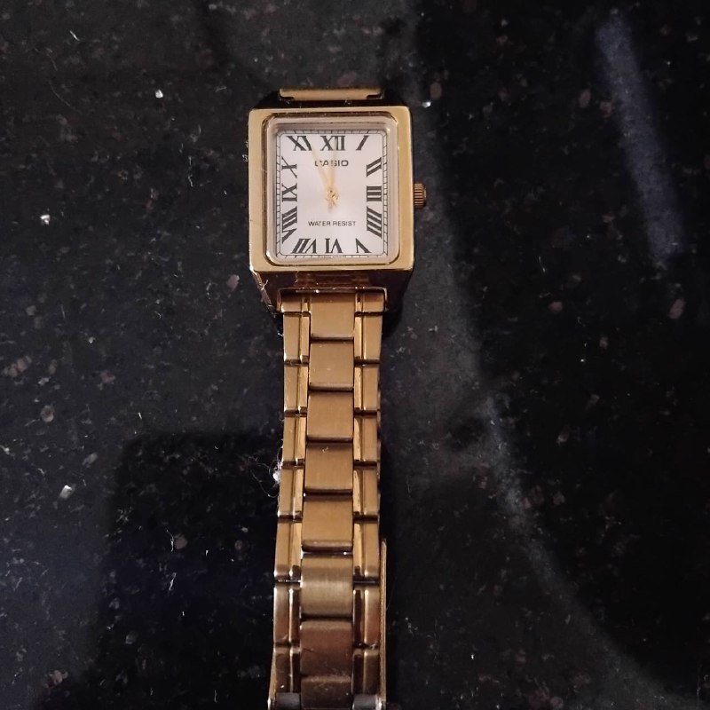 куртки кожаные, жилетка, пиджак, женские туфли, часы, кольца, кухонные лопатки, спреи для собак 6