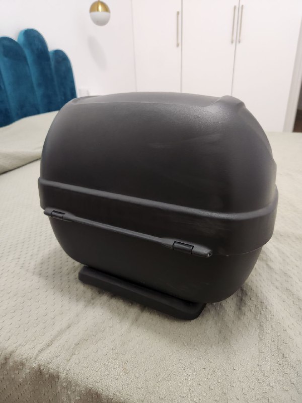 Задний кофр багажник для мотоцикла или скутера 2