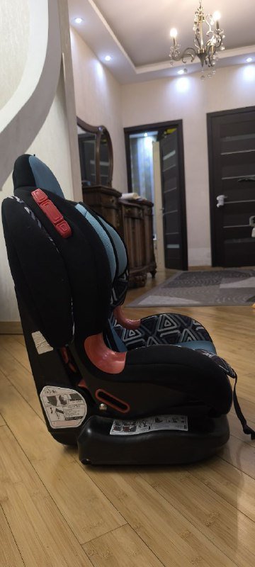 Детское автокресло группа 1-2 с ISOFIX 2