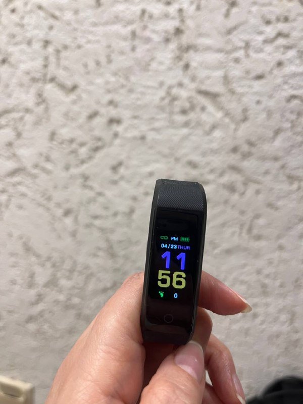 Фитнес браслет, фитнес часы, беспроводная зарядка, крем SPF, косметика, кисточка, гуаша