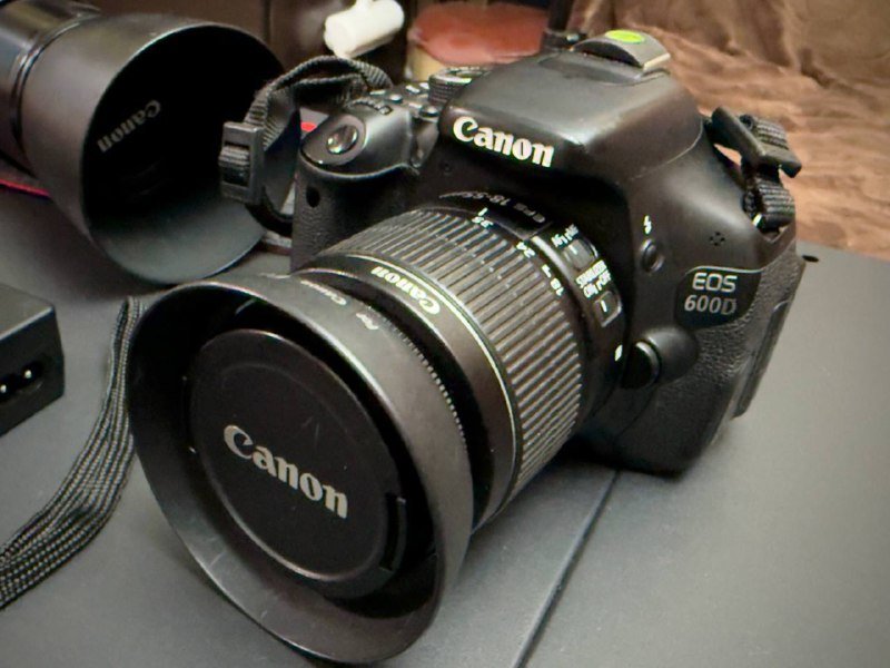 Камера Canon Eos 600D с линзами и аксессуарами 3