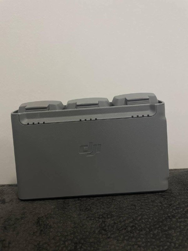 Зарядный хаб с 4 аккумуляторами и джойстик DJI mini 2 2