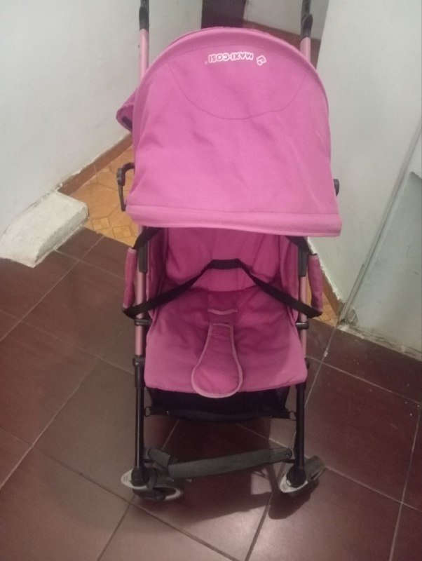 Детская коляска розовая Maxicosi 3