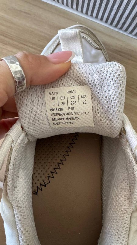 Кроссовки женские Calvin Klein размер 35 4