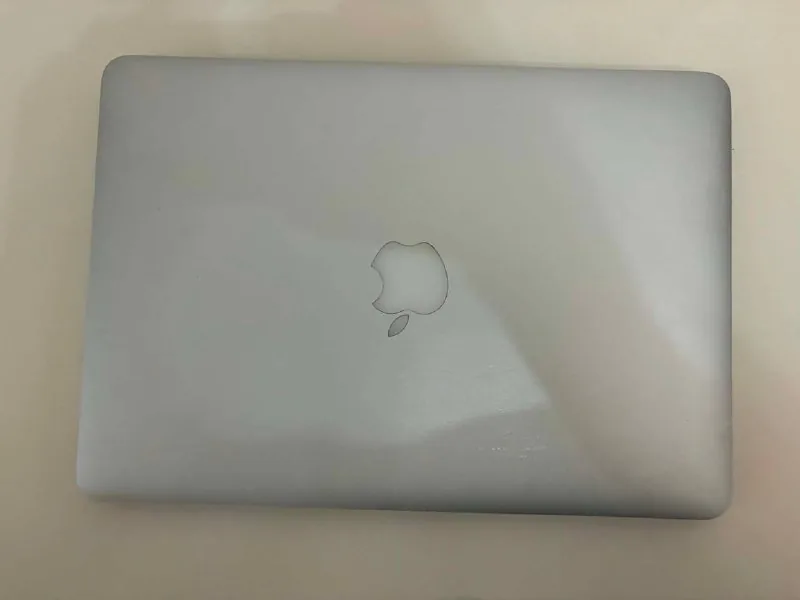 MacBook Pro 13 1