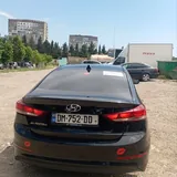Hyundai Elantra 2016 3