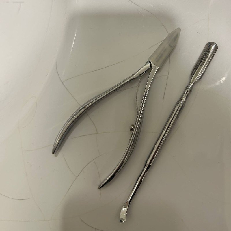 Инструменты для маникюра Mr.Green