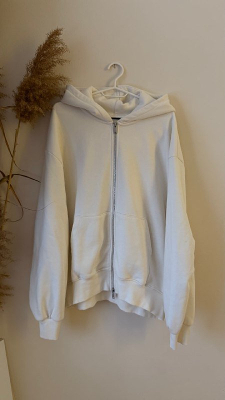 Толстовка Zara молочный цвет размер L