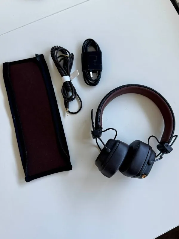 Наушники Marshall IV коричневые 1