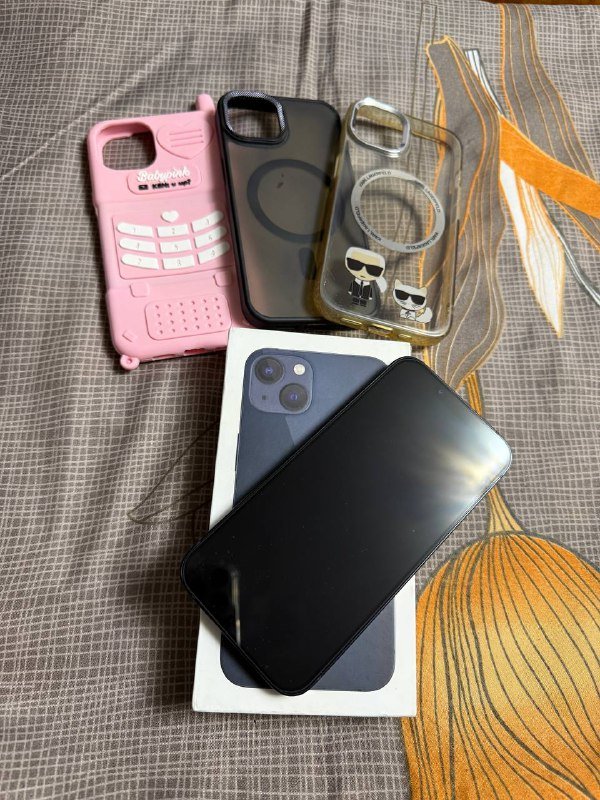 Айфон 13 128 ГБ, полный комплект, чехлы в подарок 2