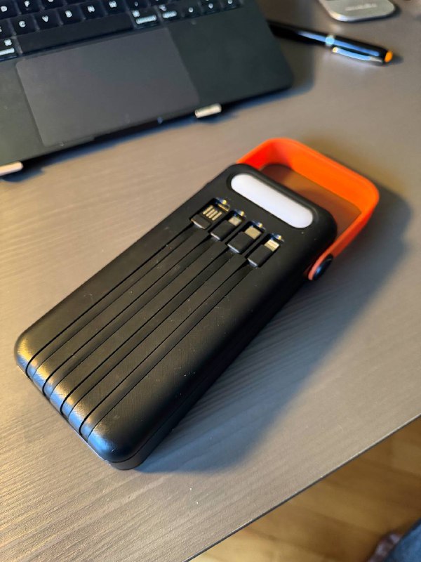Мощный powerbank на 30000 mAh 2