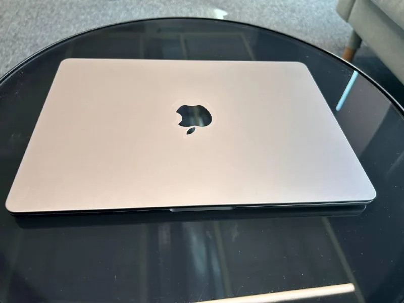 MacBook Air M2 16/512 1