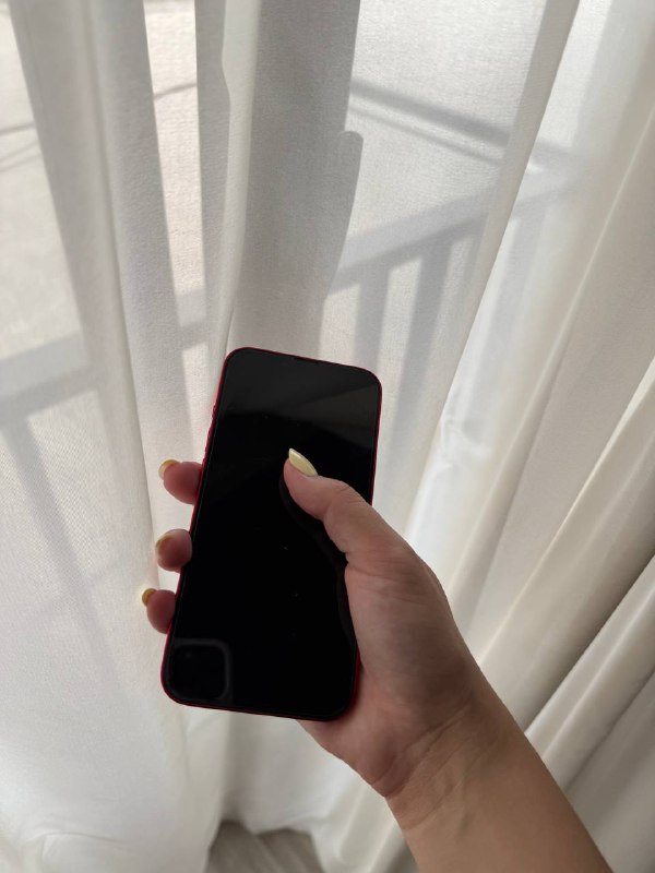 iPhone 13 256GB 4