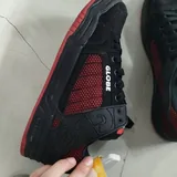 Globe Tilt Black Red 4