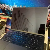 MacBook Air M2 16/256GB 4