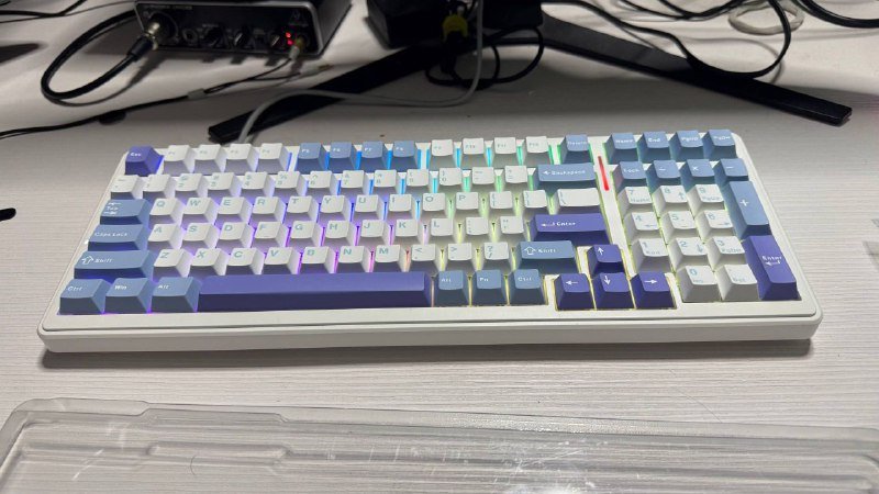 Клавиатура Epomaker x Aula F99 3