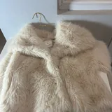 Демисезонная шуба Stradivarius 1