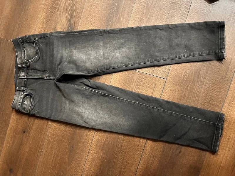 джинсы Zara 10 лет раз.