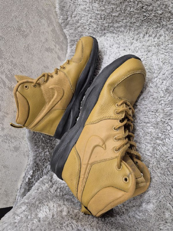 Diesel зимняя куртка, Nike Manoa обувь, футболка Diesel, джинсы Diesel 5