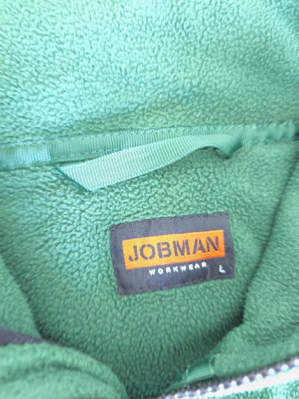 Куртка XXL, штаны 56, флисовая кофта L, перчатки 5