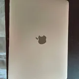 MacBook Air 2018, iPad Pro 10.5 2018 5