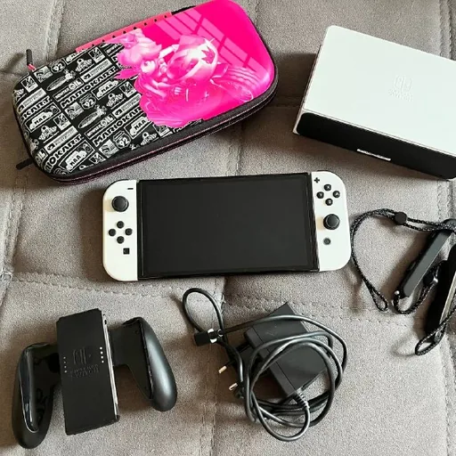 Nintendo Switch OLED, комплект стиков, игры, Ведьмак 3