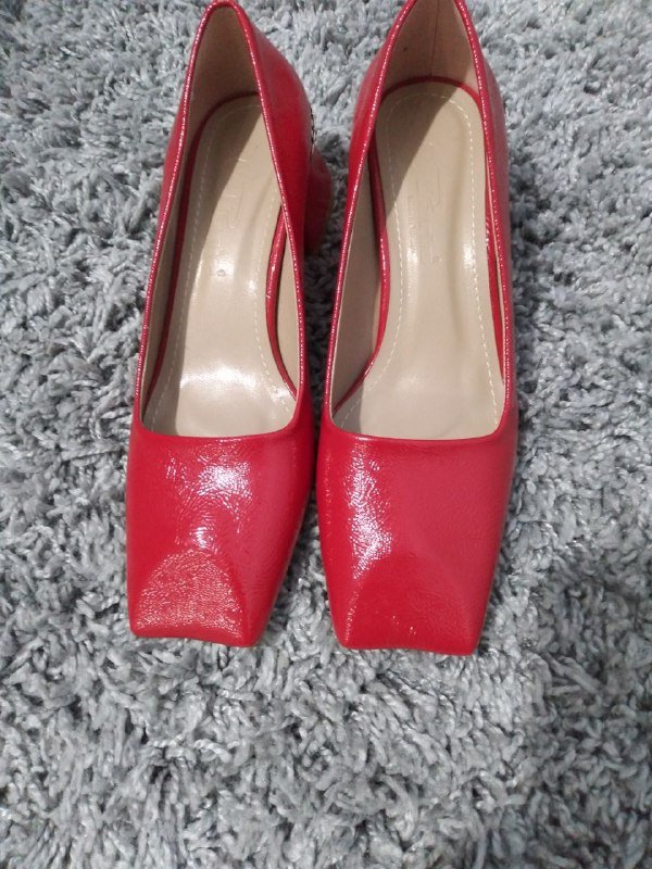 Красные женские туфли 37 размер 2