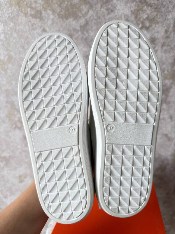 Кожаные базовые кеды Fidelitti размер 37 5