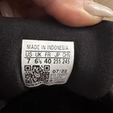 Оригинальные кроссовки Adidas 4