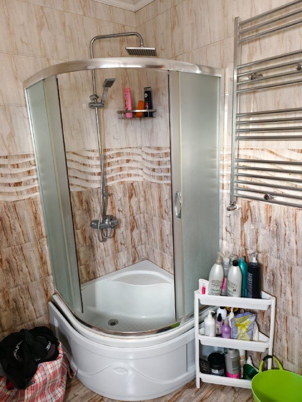 Душевая кабина с поддоном