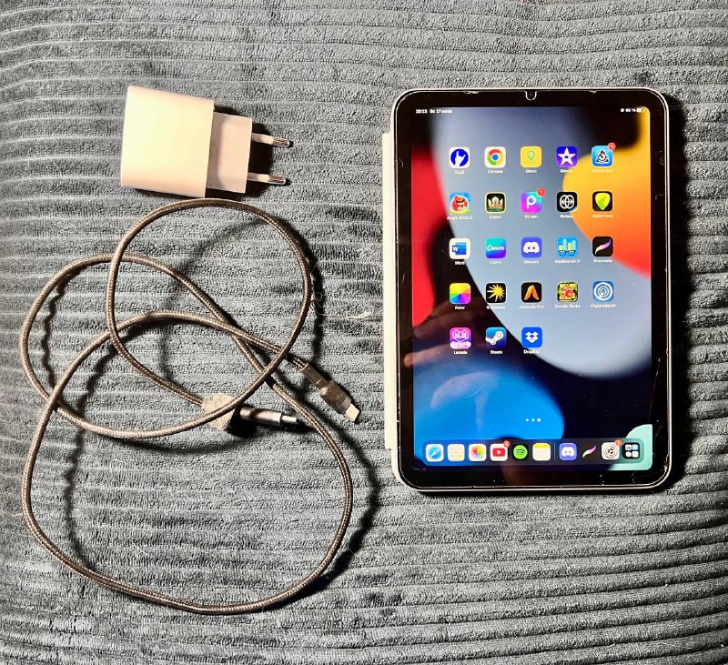 iPad mini 6 64 Gb Rose, чехол, зарядка