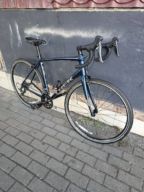 Trek Domane AL2 1