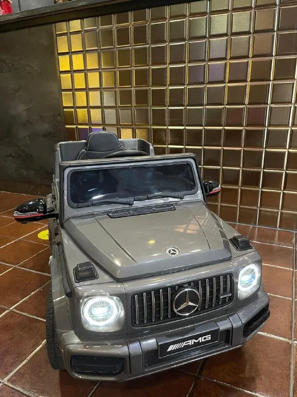 Детская машина Mercedes AMG 1