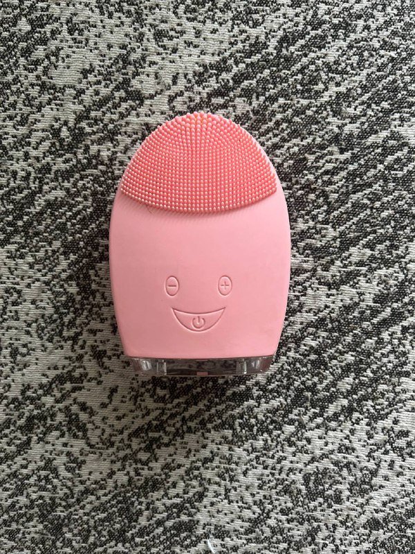 Прилад для очищення обличчя