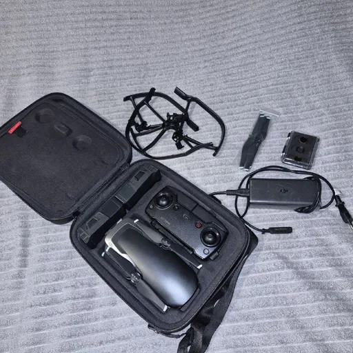 Квадрокоптер DJI Mavic Air