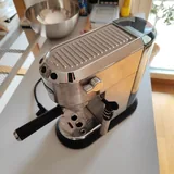 кофеварка DeLonghi Dedica EC685 2