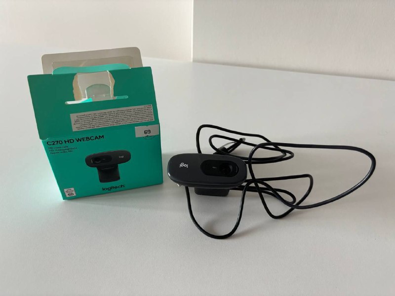 Проводная веб-камера Logitech C270