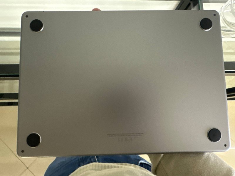 MacBook Air M2 8GB 256GB 4