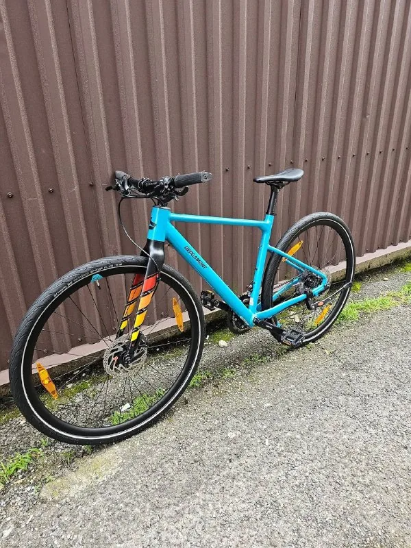 Bergamont Sweep 4, Orbea Vibe H30 1