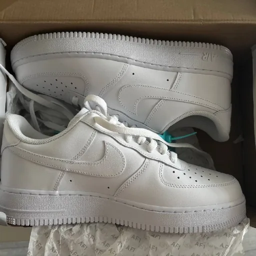 Nike Air Force 1 '07 белые