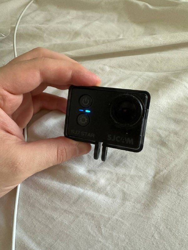 Экшен камера SjCam SJ7 Star, штатив, крепежи, 32Гб карта