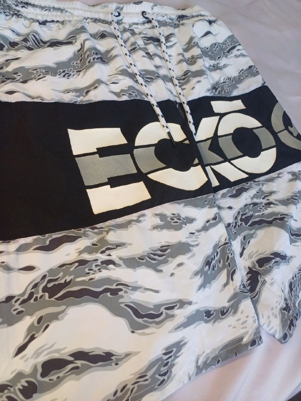 Ecko Shorts Size L 3