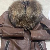 Leather coat with natural fur 2