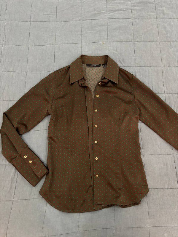 Топ голубой, Рубашка шелковая, Лонгслив бежевый, Пиджак, Штаны белые, Кофта, Свитер сиреневый, Лонслив розовый, Лонгслив белый, Юбка баллон бежевая 2