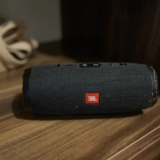 Колонка JBL