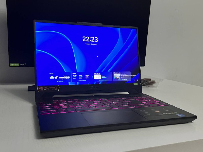 Asus Tuf Gaming FX507 ноутбук, 27" монитор LG UltraGear за 200$ 2