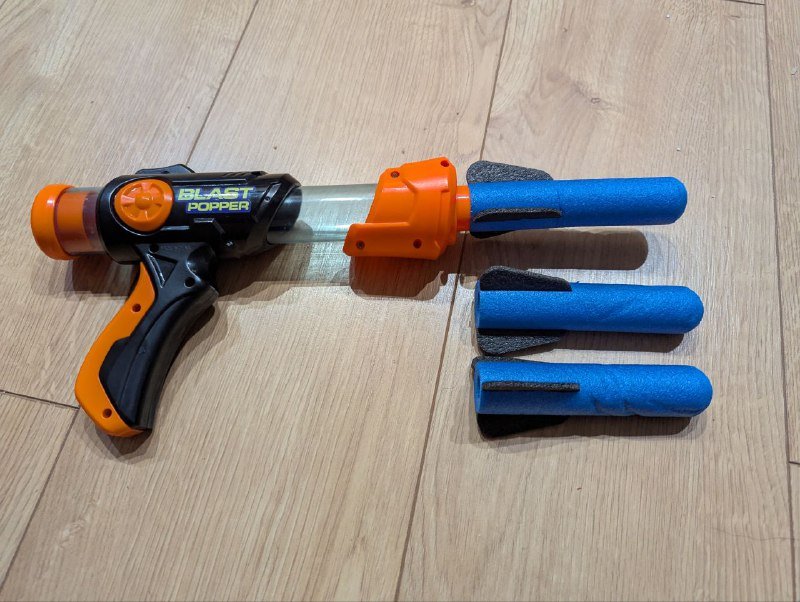 Игрушечный ракетомёт Nerf для детей и кошек